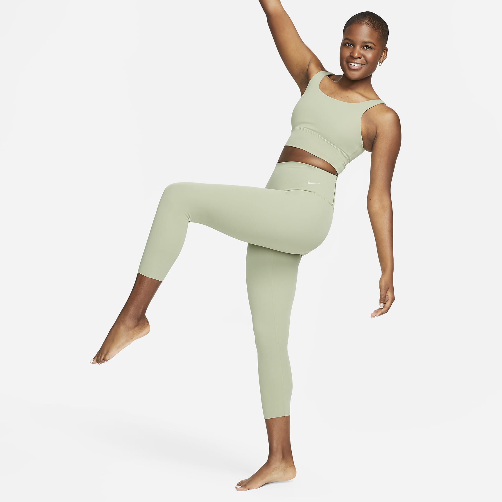 Zenvy - Women's Gentle-Support High-Waisted Cropped Leggings