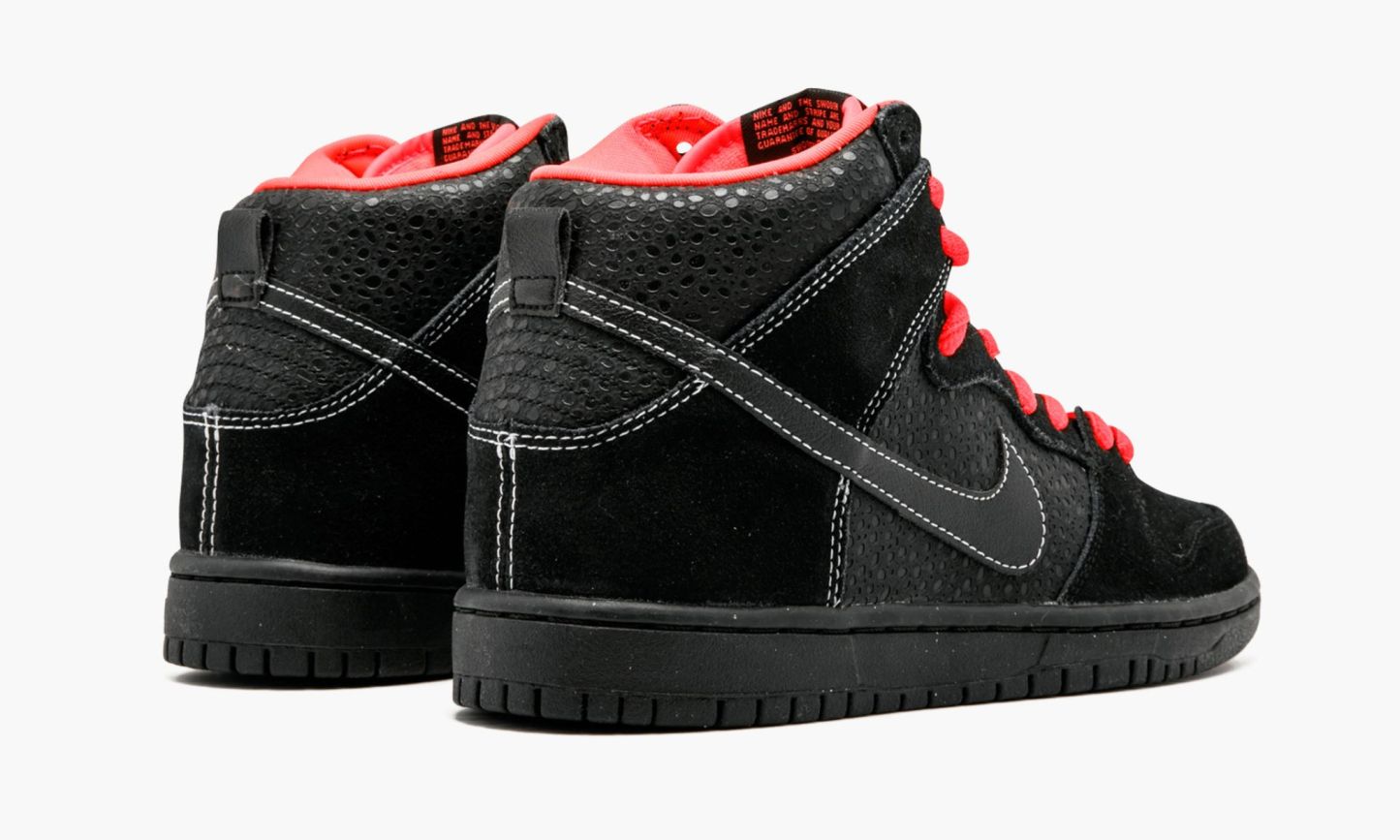 SB Dunk High Pro “Black Atomic Red”