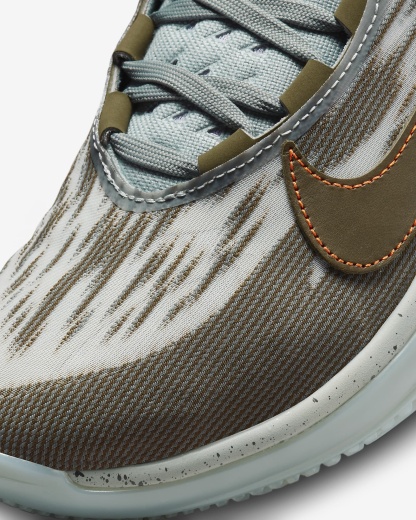 Men's Basketball Shoes