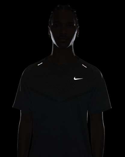 Men's Dri-FIT ADV Short-Sleeve Running Top