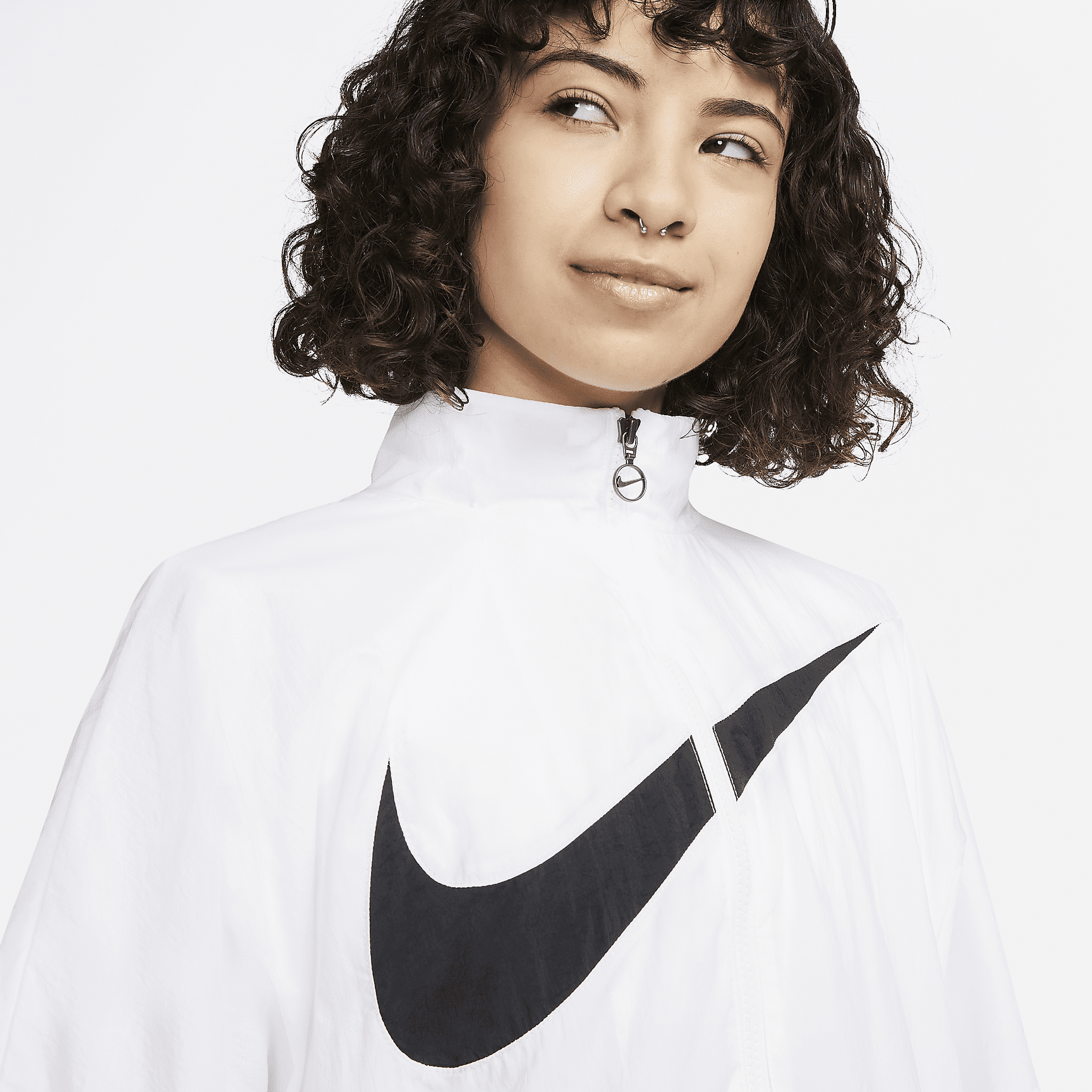 Sportswear Essential - Women's Woven Jacket