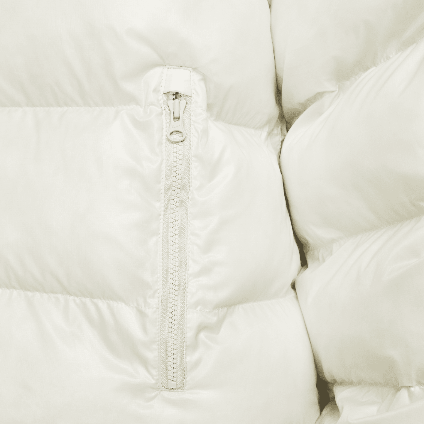 Sportswear Therma-FIT City Series - Women's Synthetic-Fill Hooded Jacket