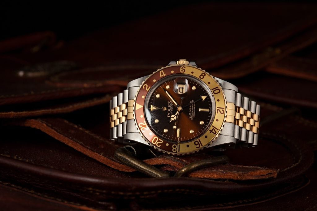 Vintage of the Week: The Rolex GMT-Master 16753 with a Beer.