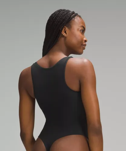 Lululemon 女士Wundermost 超柔 Nulu 方領無袖連身衣