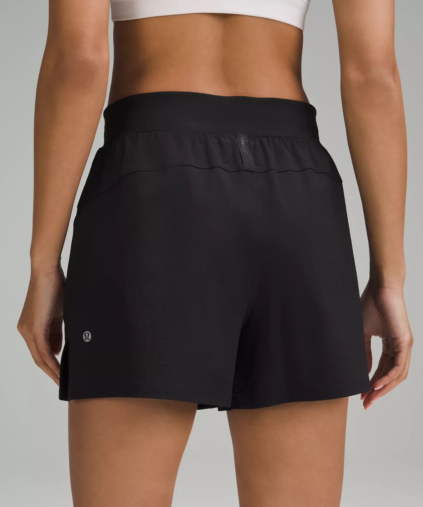 Lululemon 女士License to Train 高腰運動短褲 4 吋