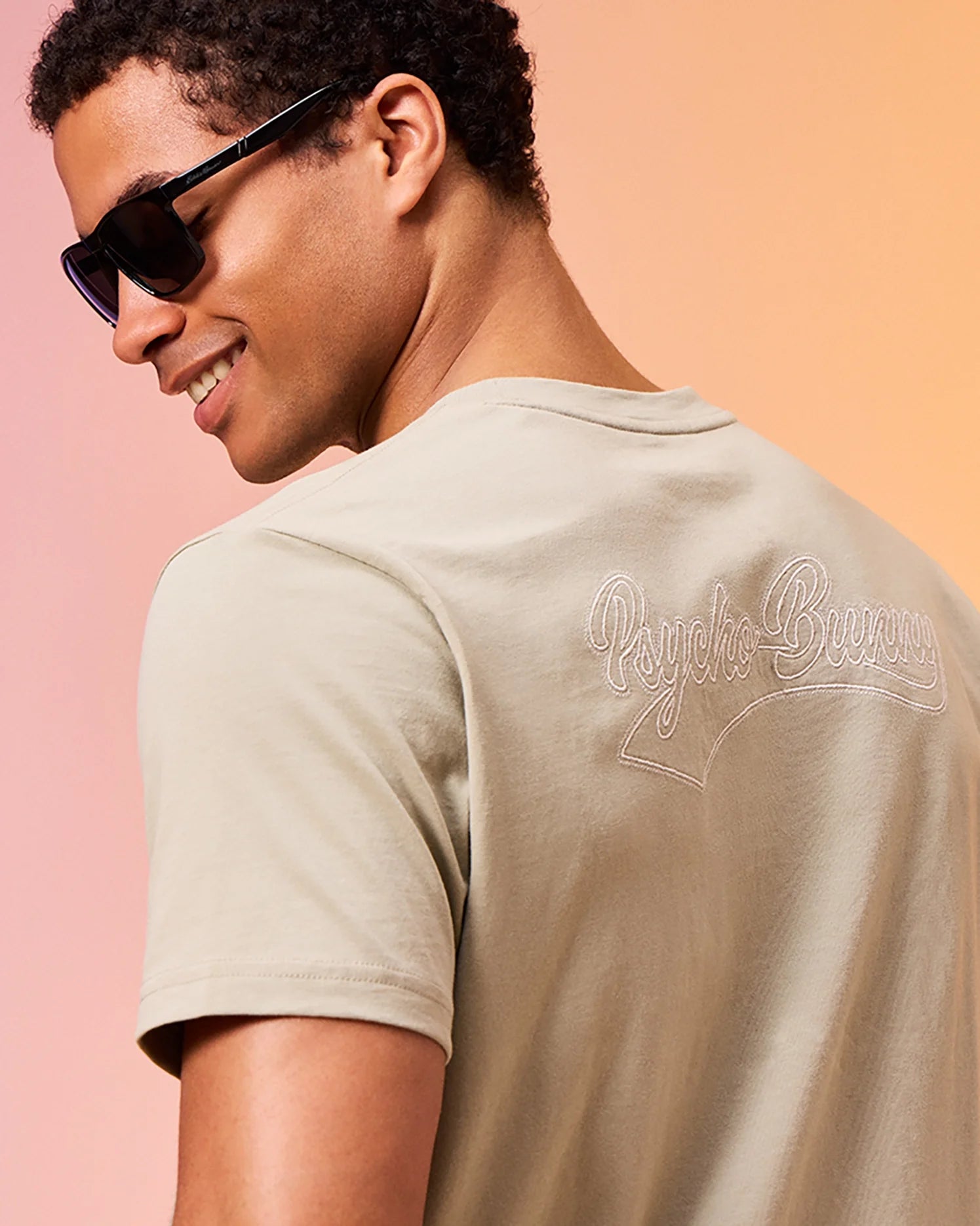 Psycho Bunny 男士 Pearland 背面圖案 T 恤