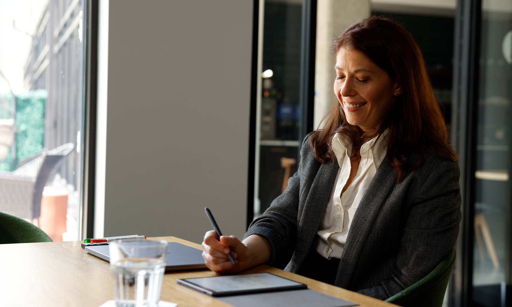 Use cases of iFlytek AiNote Air2