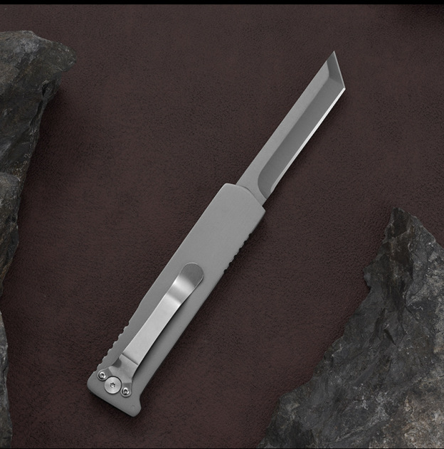 Carrot knife gravity knife