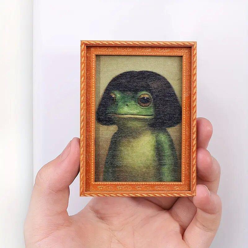 🐸Funny Frog Magnet - 🎄Mini Fridge Magnet with Green Frog & Haircut