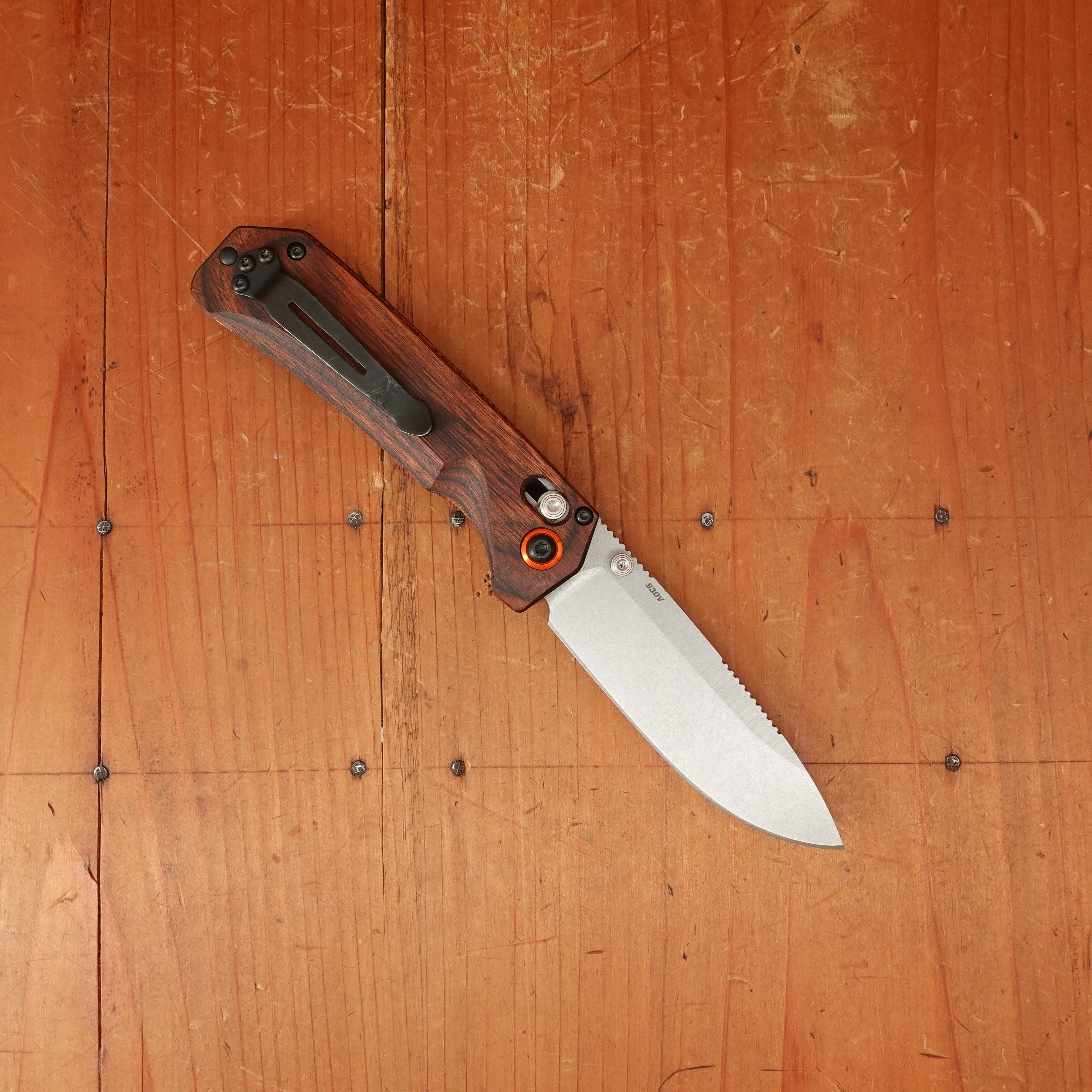 BM 15062 Grizzly Creek Drop-point S30V Stainless Steel Stabilized Wood