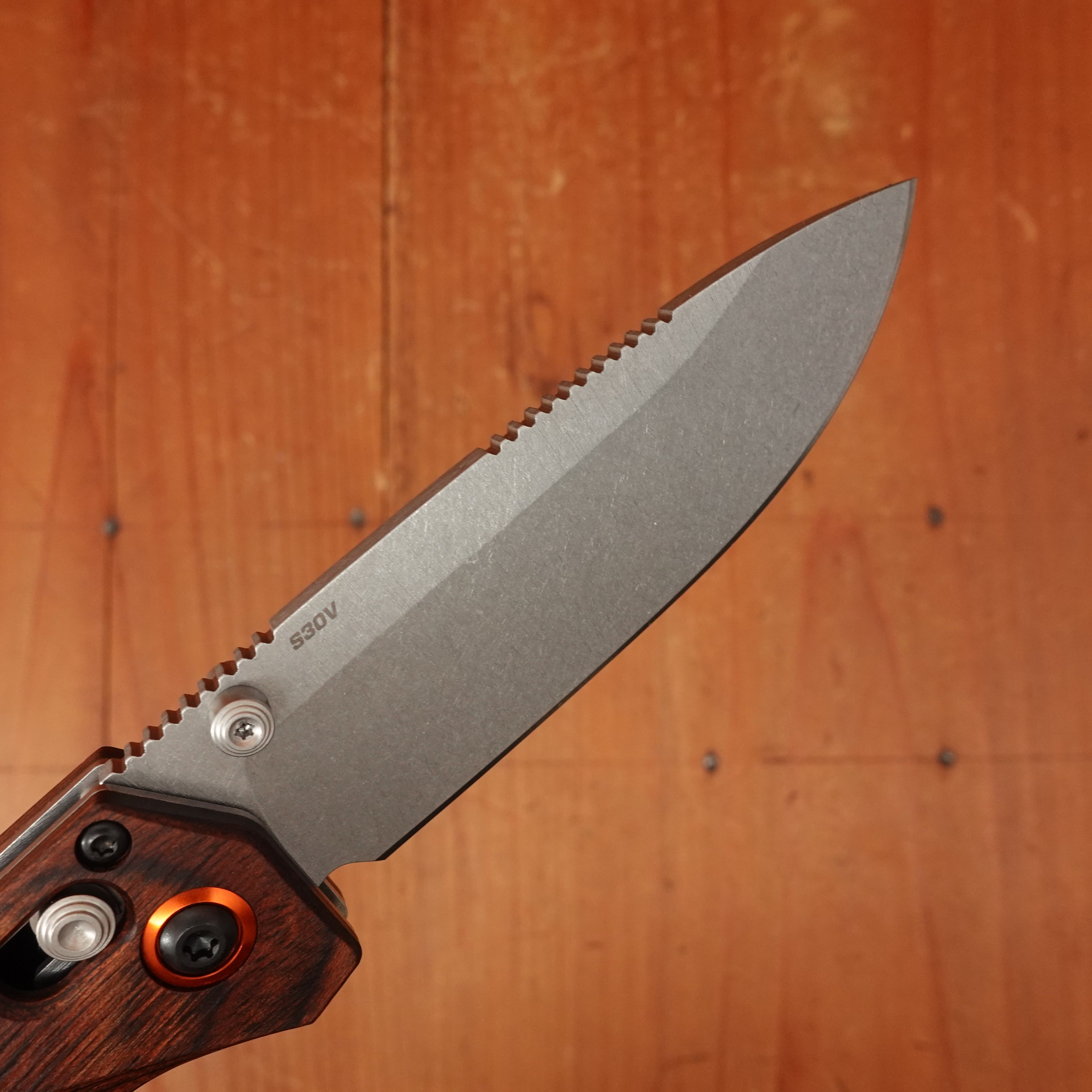 BM 15062 Grizzly Creek Drop-point S30V Stainless Steel Stabilized Wood