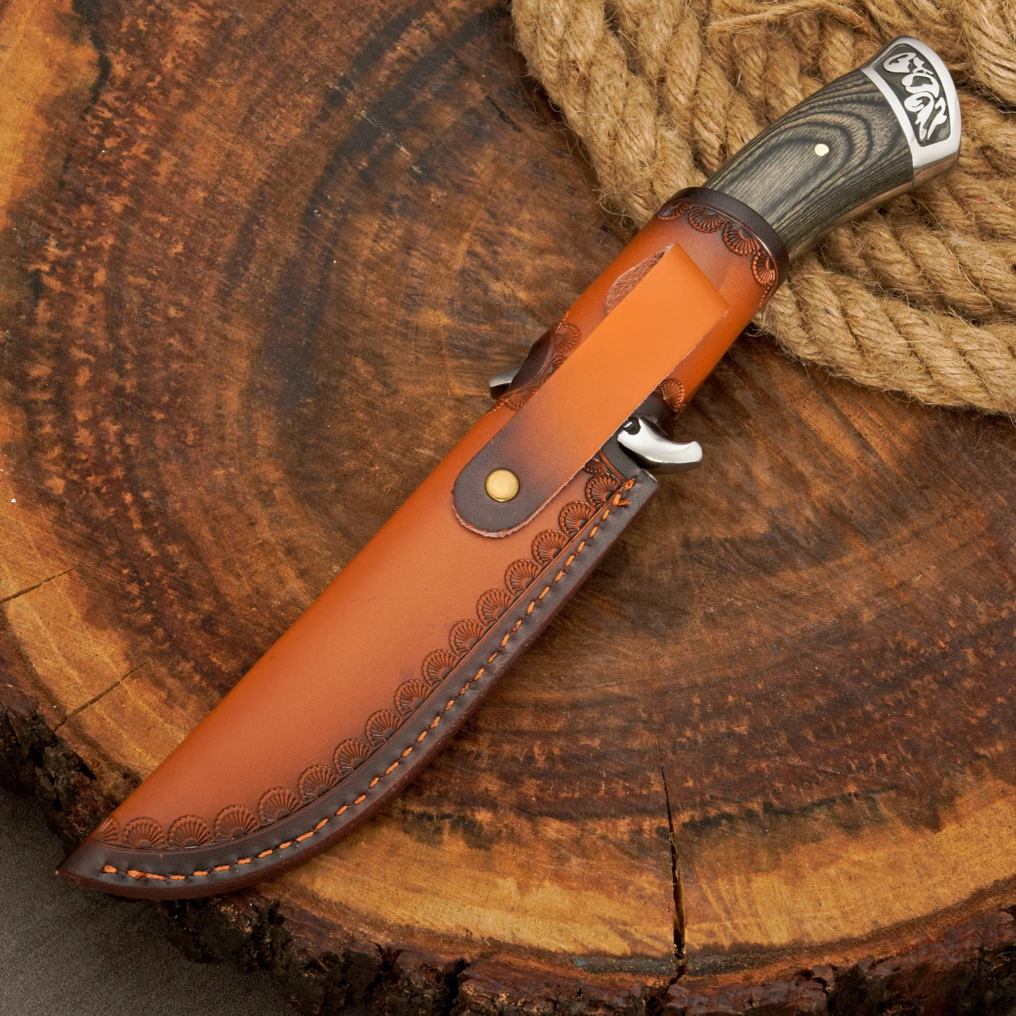 🪓 Hand-Forged Damascus Steel Hunting Knife