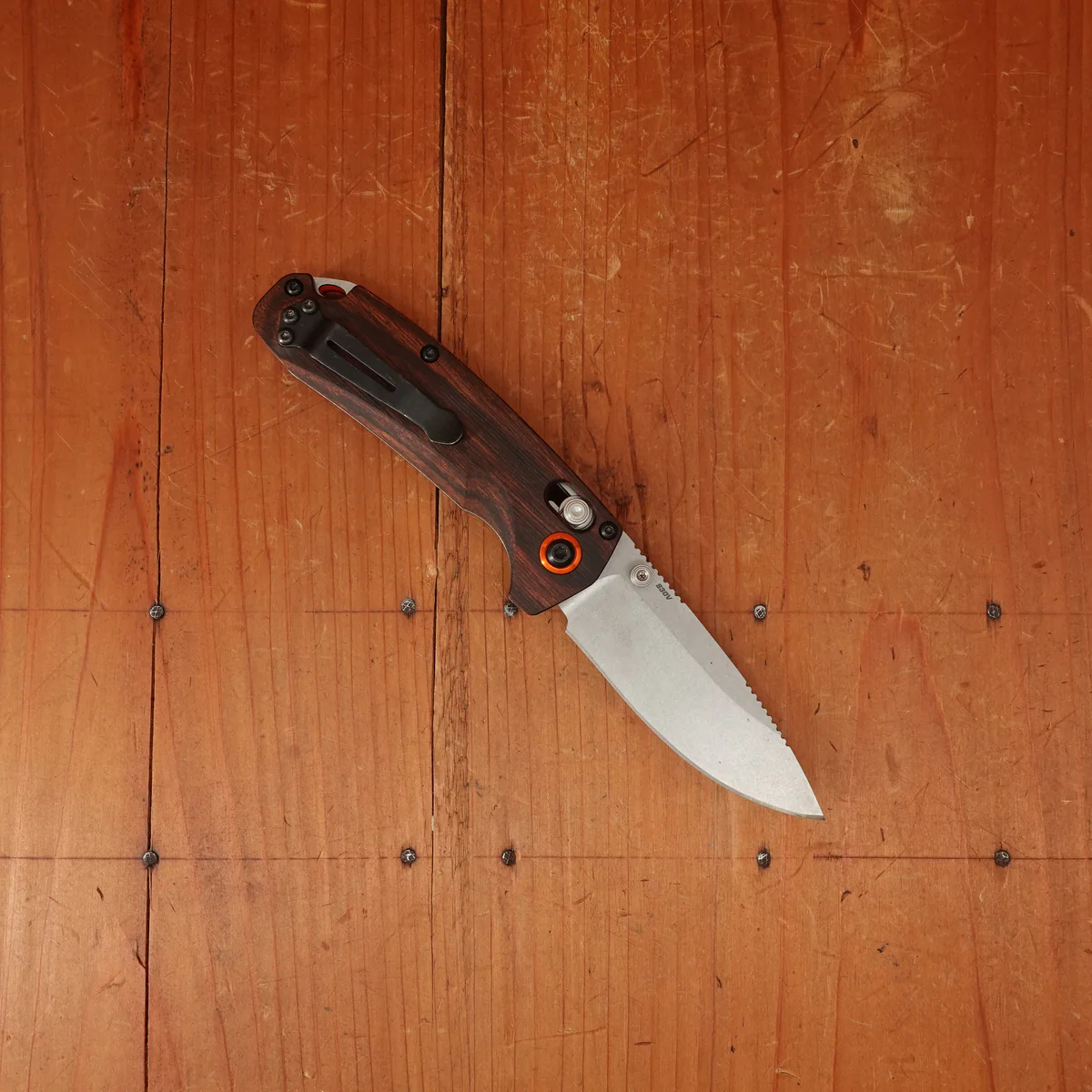 🦋BM 15032 North Fork Drop-Point S30V Stabilized Wood Handle