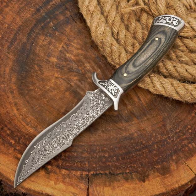 🪓 Hand-Forged Damascus Steel Hunting Knife