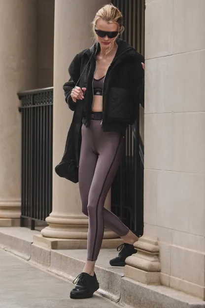 Airlift High-Waist 7/8 Line Up Legging