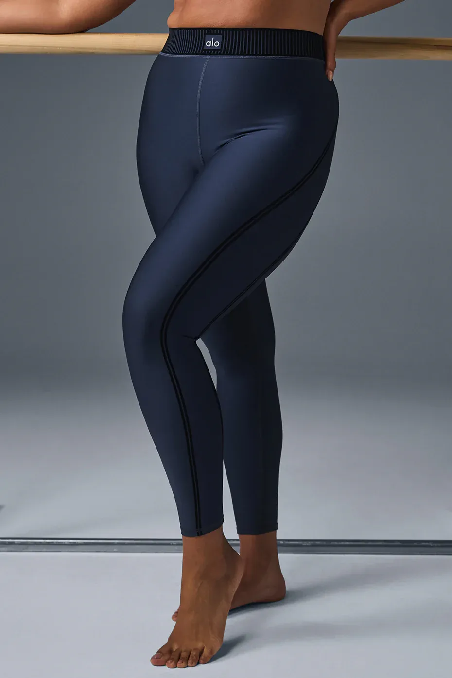 Airlift High-Waist 7/8 Line Up Legging