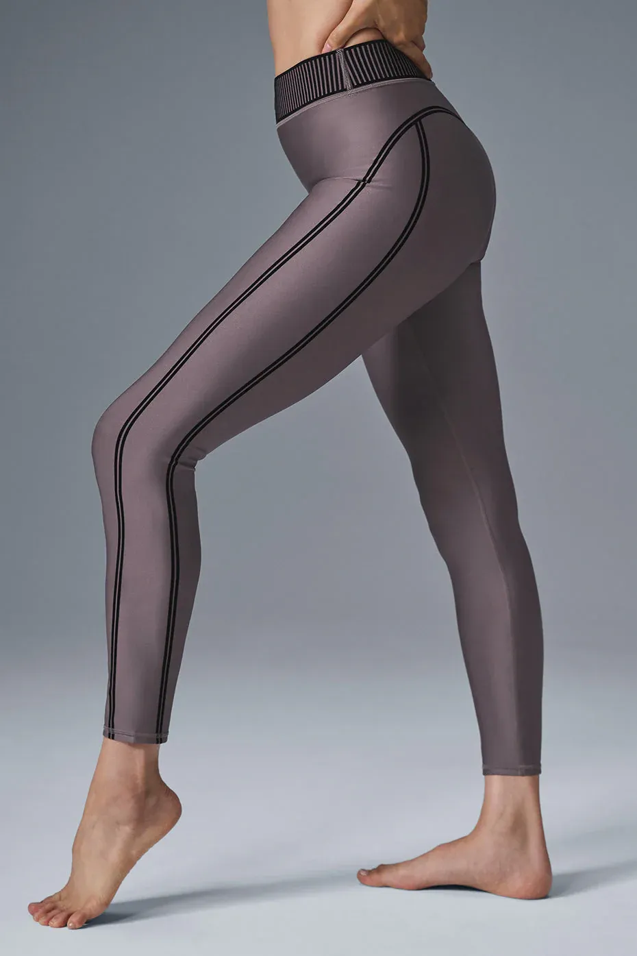 Airlift High-Waist 7/8 Line Up Legging