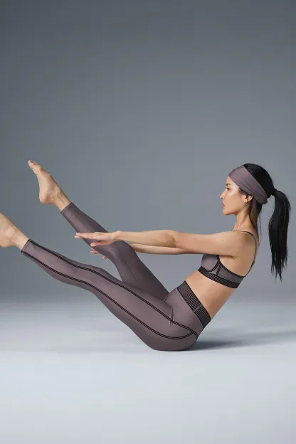 Airlift High-Waist 7/8 Line Up Legging