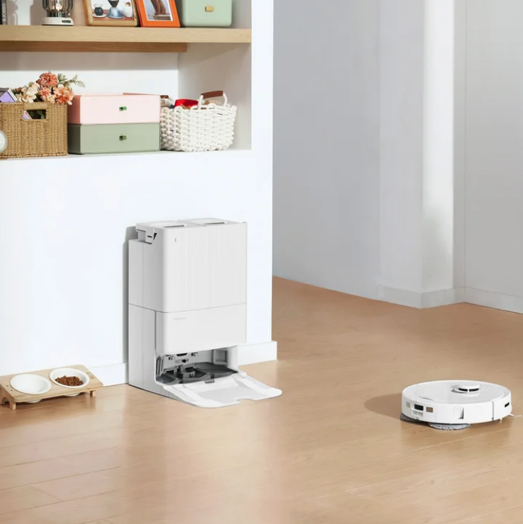 Robothtrock QX Revo Robot Vacuum and Mop with Multifunctional Dock