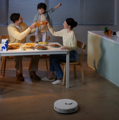 Robothtrock QX Revo Robot Vacuum and Mop with Multifunctional Dock