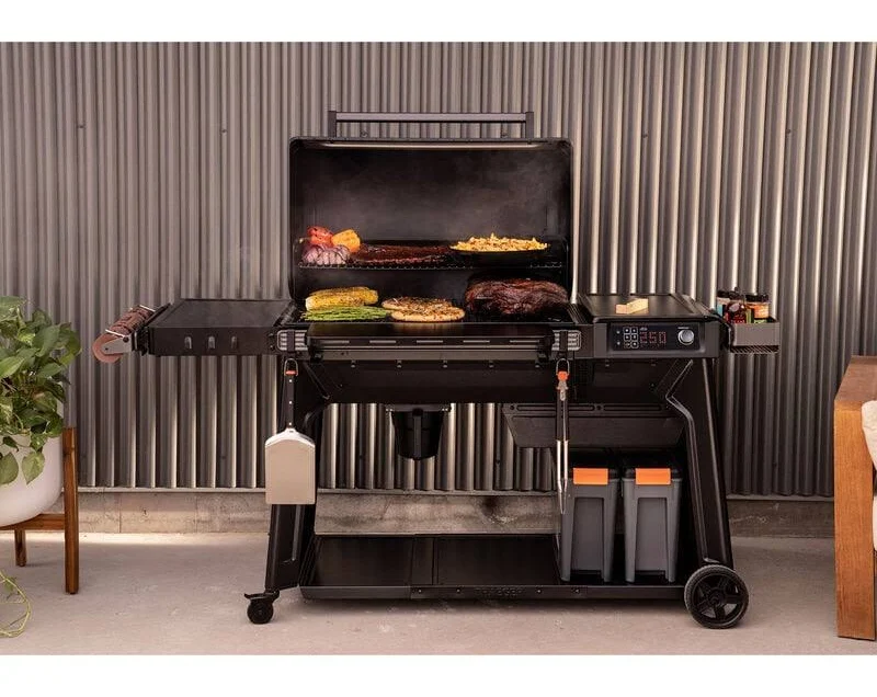 Traethtger Grills - Woodridge Pro Pellet Grill