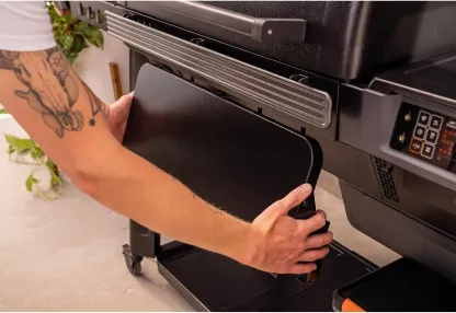 Traethtger Grills - Woodridge Pro Pellet Grill