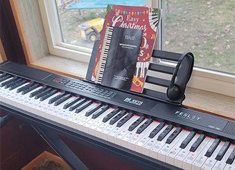 KEYBOARDS – Fesleymusic KEYBOARDS – Fesleymusic