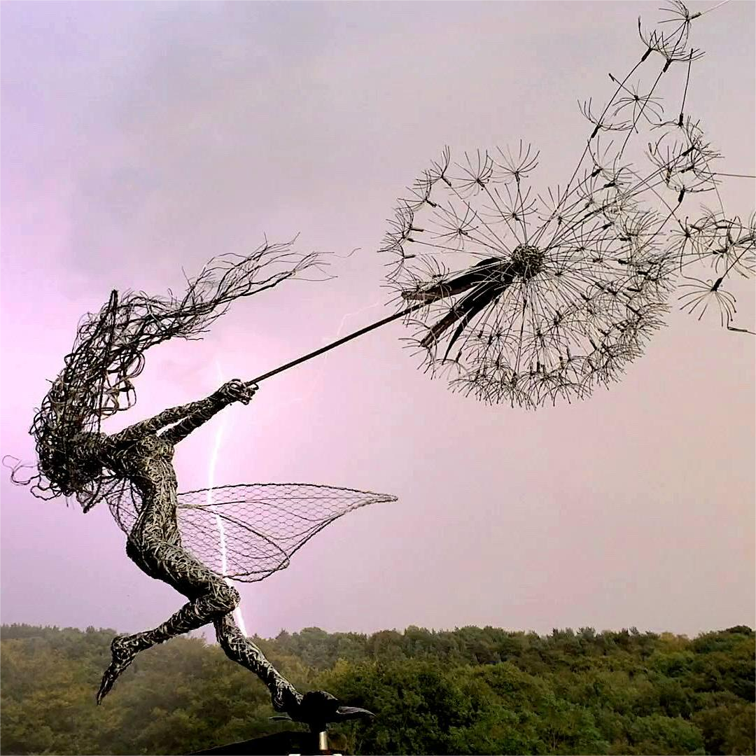 Wonderland-like Garden Decoration Art