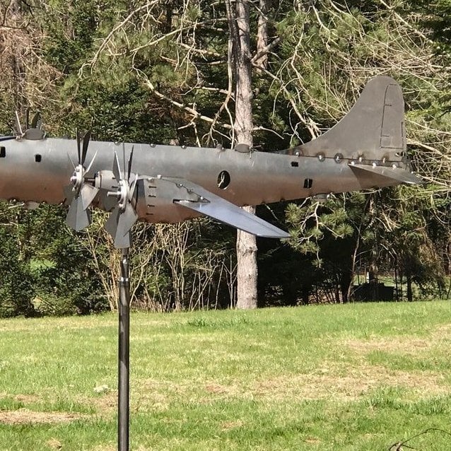 ✈️B-29 Super Fortress Aircraft Wind Spinner Metal Windmill Wind Energy Garden Sculpture