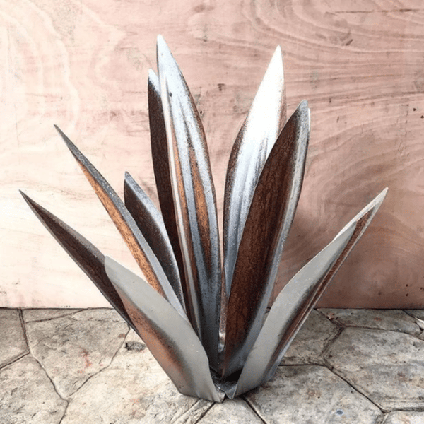LAST DAY PROMOTION 75% OFF - 🌵Anti-rust Metal Tequila  Agave Plant-Perfect for garden