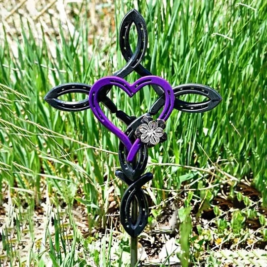 🔥HOT SALE NOW 49% OFF 🎁  - ❤️Natural Horseshoe Cross With Heart