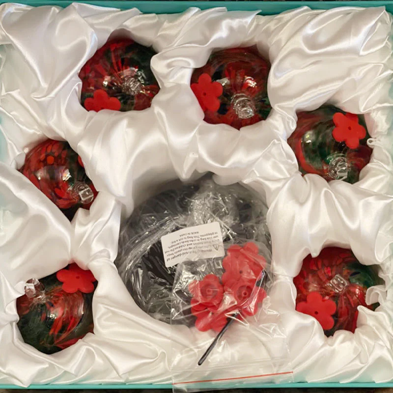 2024 New Charming Wind Chimes Hummingbird feeders Garden Decor