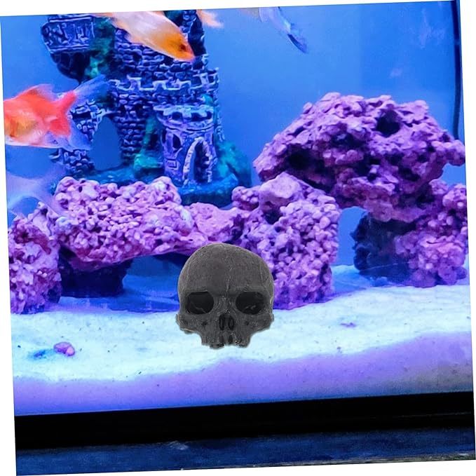 Qingquyy halloween decorations Fish Hideaway Fish Tank Hiding Cave Decorative Skull Ornament Underwater Decor Fish Tank Landscape Decor Fish Hide Ornament aquarium resin skull hole
