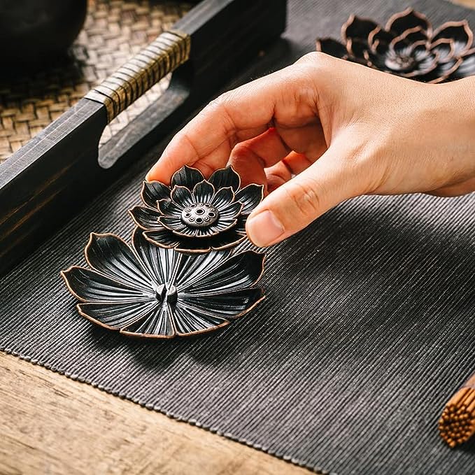 Qingquyy Incense Burner, Incense Holder for Sticks, Brass Lotus Incense Stick Holder and Detachable Ash Cather