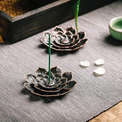 Qingquyy Incense Burner, Incense Holder for Sticks, Brass Lotus Incense Stick Holder and Detachable Ash Cather