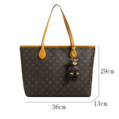 Genuine Leather Handbag for Women, Luxury Branded Crossbody Bag, Fashionable and Versatile, Scarf Decor