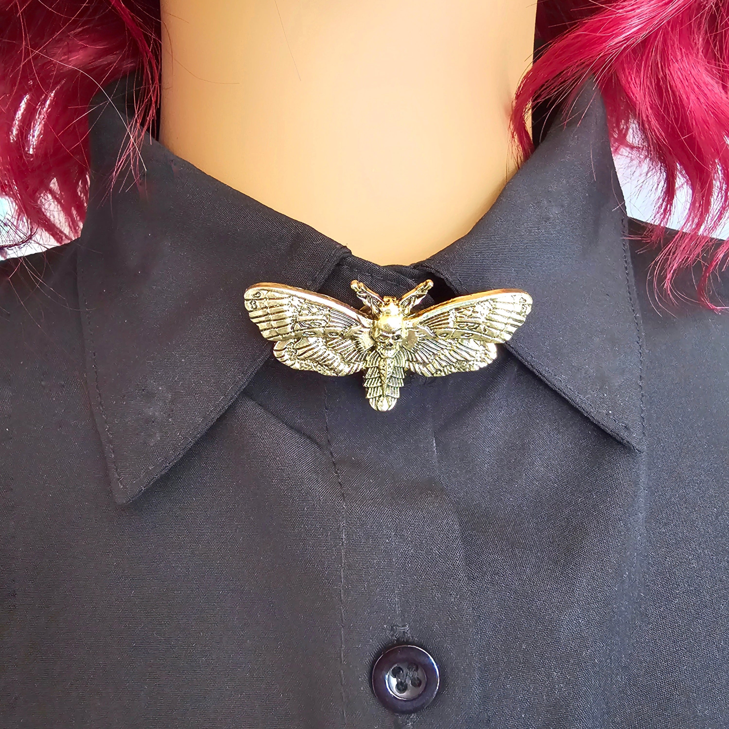 Light gold moth button cover