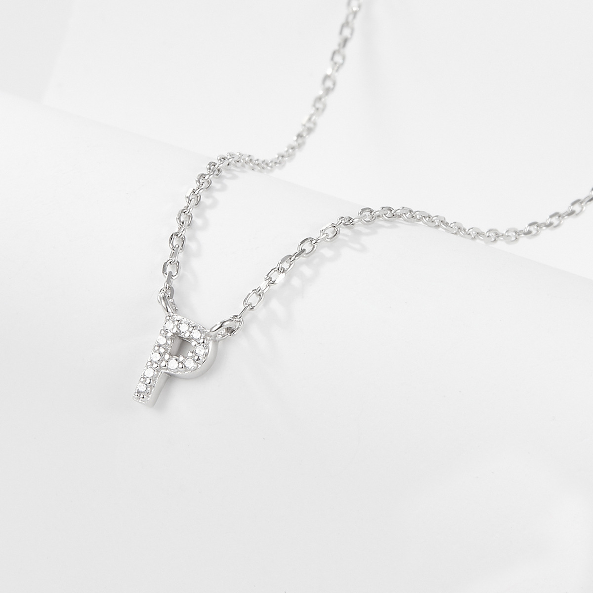 Collana con lettera iniziale tempestata di argento 925 I 45 cm
