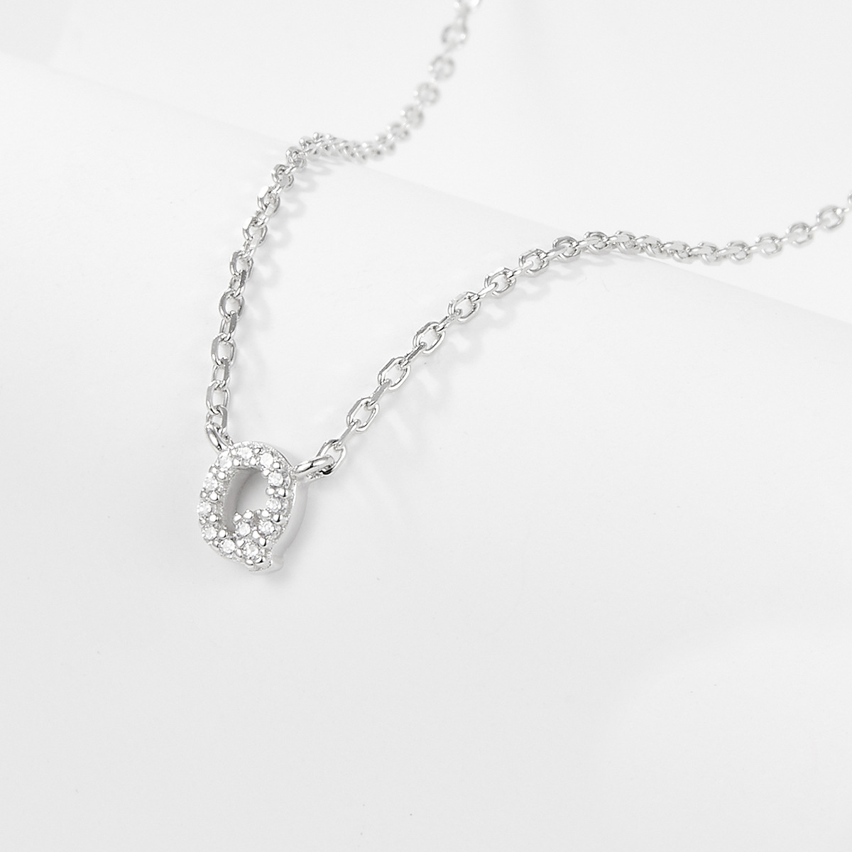 Collana con lettera iniziale tempestata di argento 925 I 45 cm