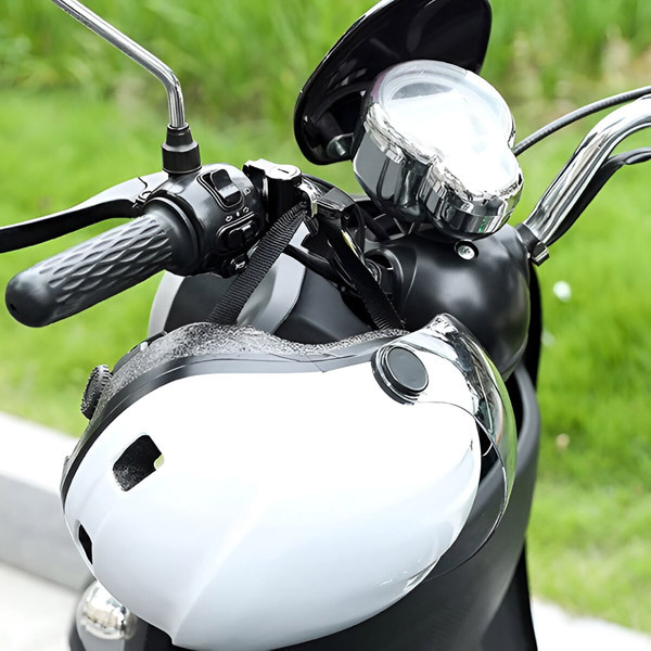 Blokada kasku, która zapobiega kradzieży | MOTOLOCKA