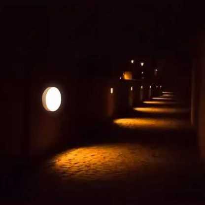 Energooszczędne Oświetlenie z Czujnikiem Ruchu | LUMISIGN