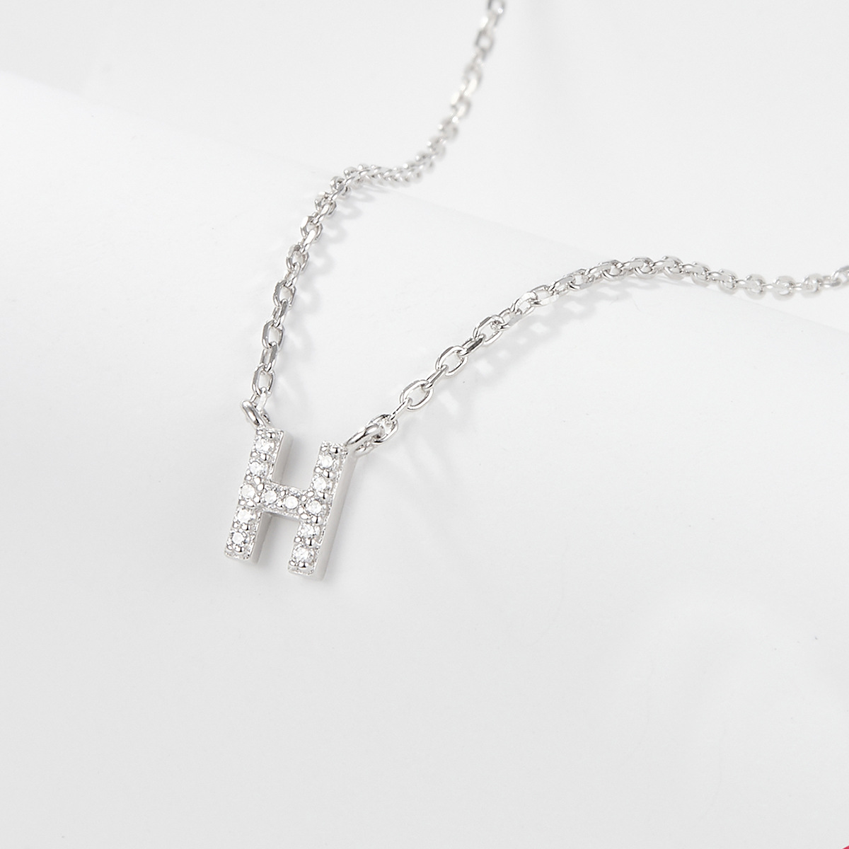 Collana con lettera iniziale tempestata di argento 925 I 45 cm