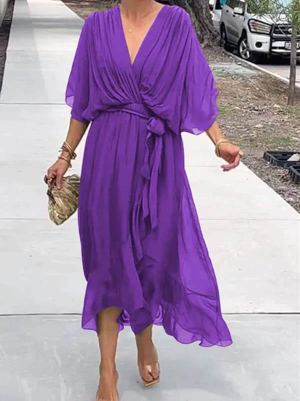 Elegante e raffinato abito in chiffon con scollo a V