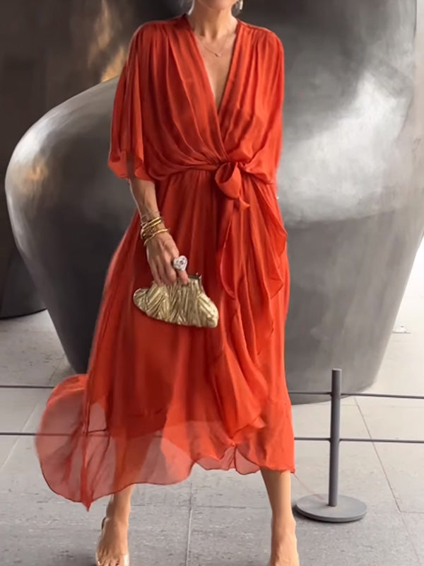 Elegante e raffinato abito in chiffon con scollo a V
