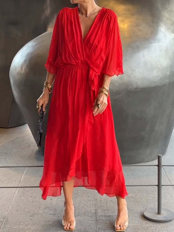 Elegante e raffinato abito in chiffon con scollo a V