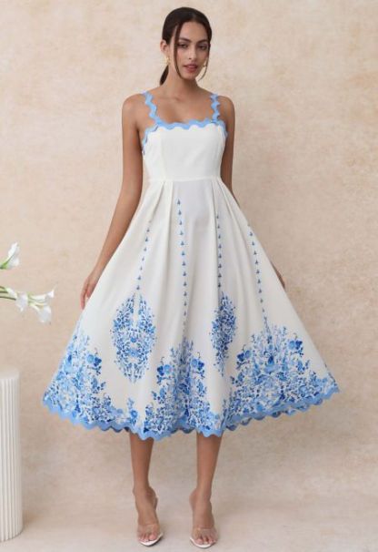 Abito Cami con fiocco con fiocco floreale ondulato azzurro cielo