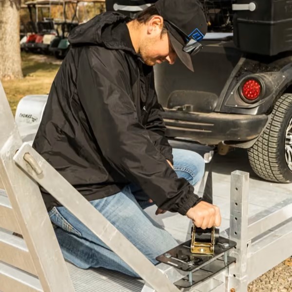 🔥 Cinghia a cricchetto retrattile per auto con kit di supporto per binario