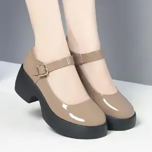 💥【35-40】2025 nuove scarpe da donna in pelle con punta tonda e suola spessa con tacchi alti