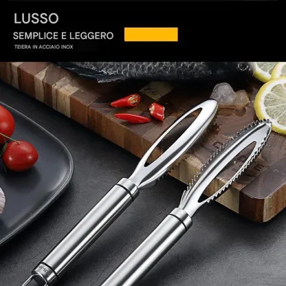 Utensile da cucina manuale per raschiare il pesce