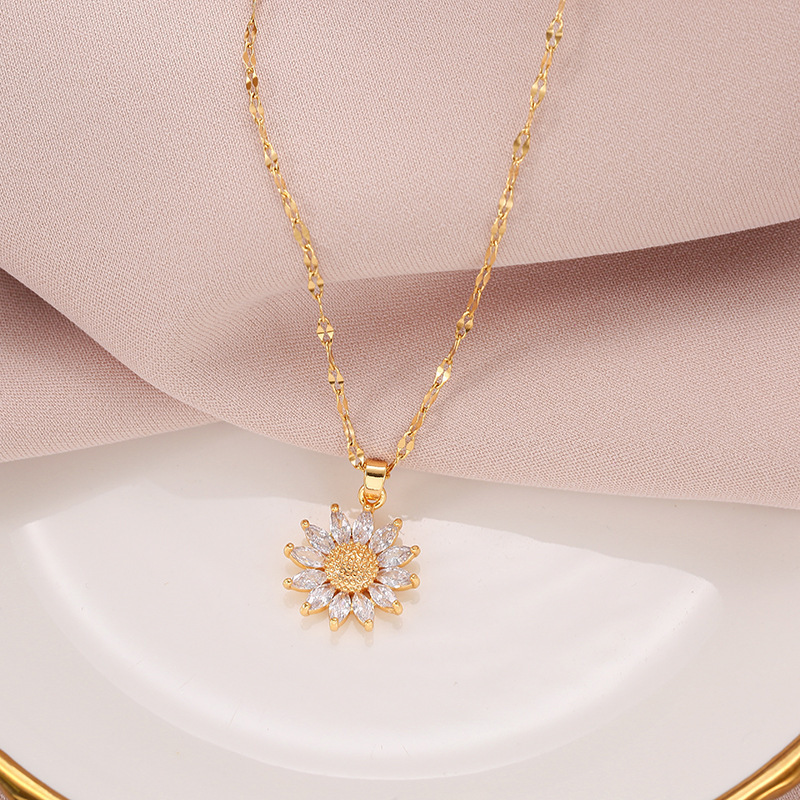 Collana - "Girasole" soffiata con oro 18 carati